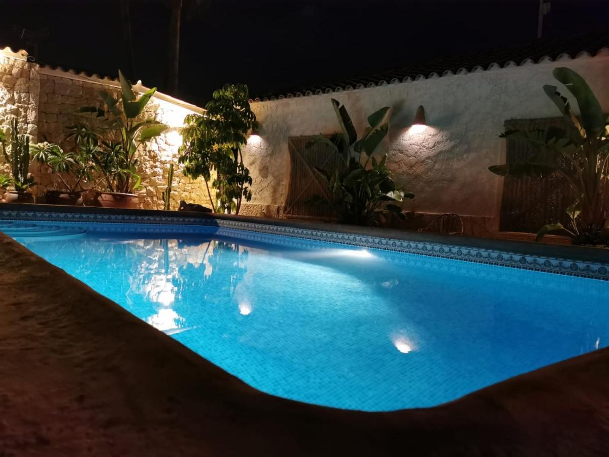 Villa Petit Альбир Экстерьер фото